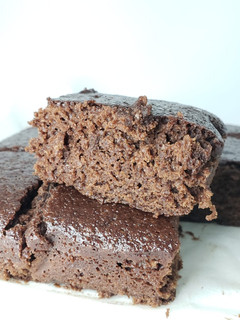 Una foto de Torta Húmeda de Chocolate - Sin huevo ni leche