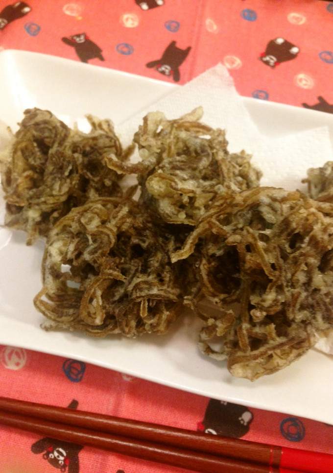 A picture of Delicious Secret in the Batter: Mozuku Tempura.