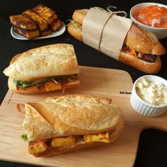 A picture of Paneer Banh Mi.
