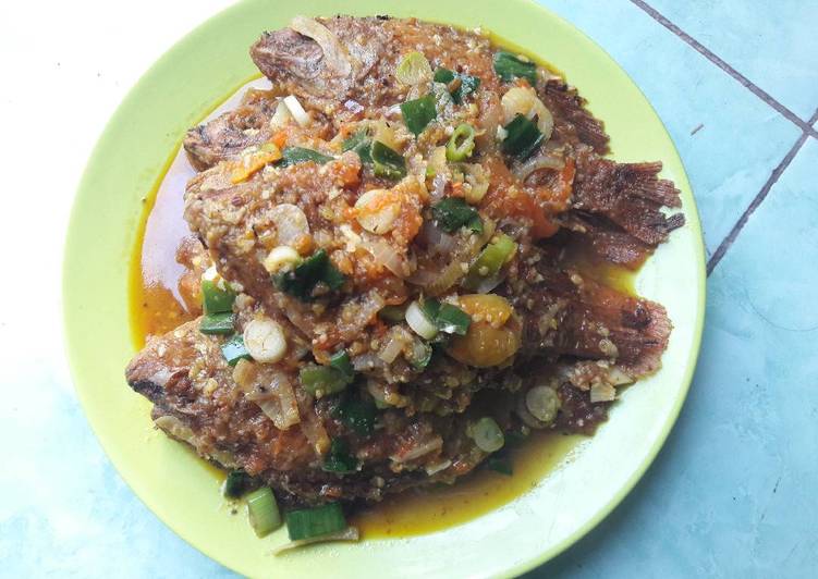 Bahan-bahan Kakap saus padang yang lezat Untuk Jualan
