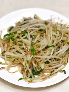 蒜炒豆芽菜 的食譜成品照片
