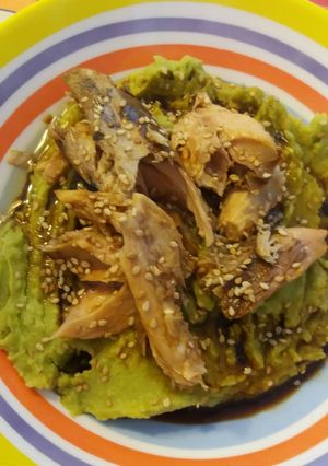 Una foto de Guacamole con caballa