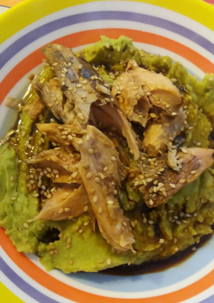 Una foto de Guacamole con caballa