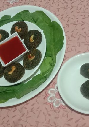 A picture of Palak cutlet.