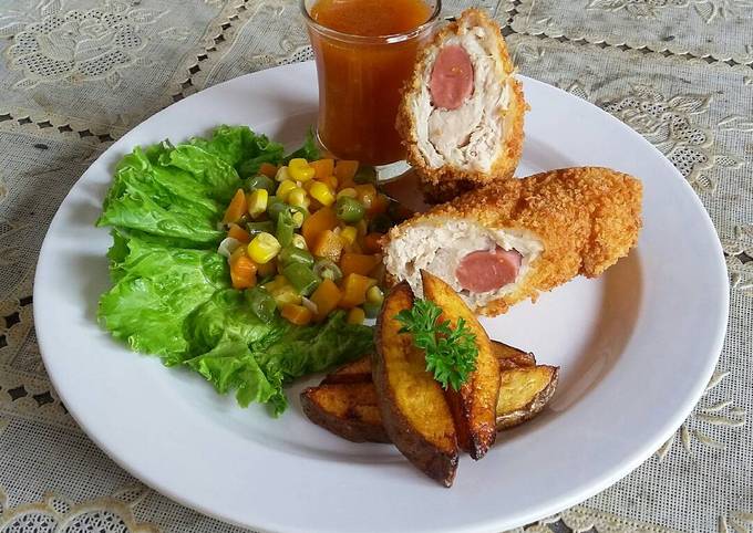 Resep Chicken Roll Sausage dengan saus asam manis pedas yang Enak Banget