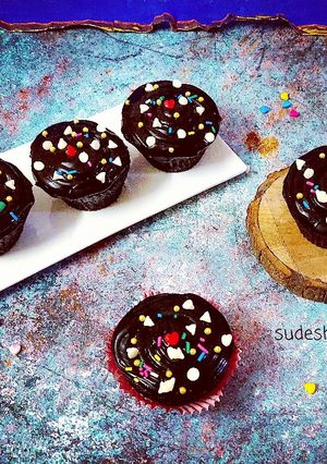 A picture of Chocolate Cupcakes.
