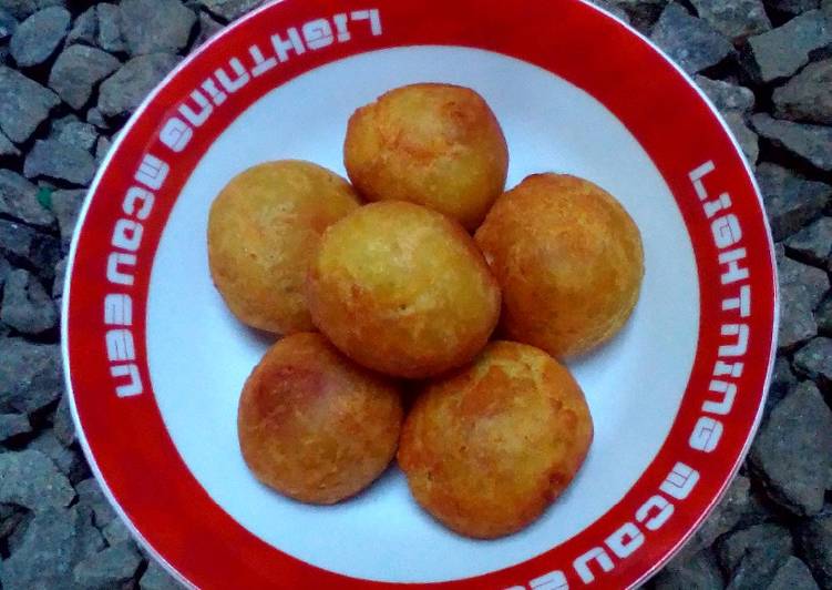 Bola ubi.