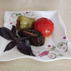 A picture of Three sisters (Azerbaijani Dolma).