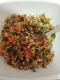 முளைகட்டிய பச்சைப் பயிறு சாலட்