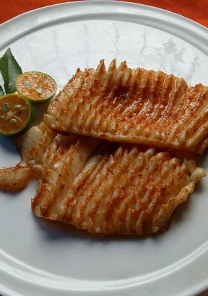 Hình của món Mực áp chảo ngũ vị.