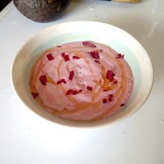 A picture of The Pinkie smoothie.