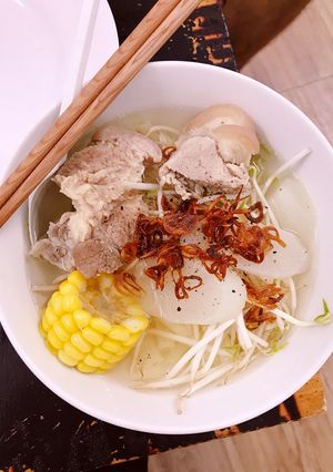 Hình của món Nui nấu giò bằng nồi cơm điện.