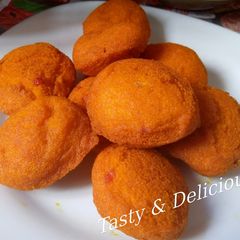 Fluffy Bean Cake a. K. a Akara Osu A picture of Fluffy Bean Cake a. K. a Akara Osu.