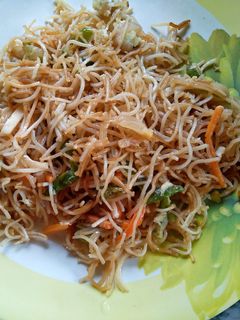 এগ চাউমিন(Egg Chow mein recipe in bengali) রেসিপির প্রধান ছবি