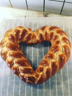 Muttertagsherz Zopf Rezepthauptbild