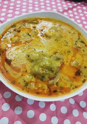 A picture of Punjabi kadhi.