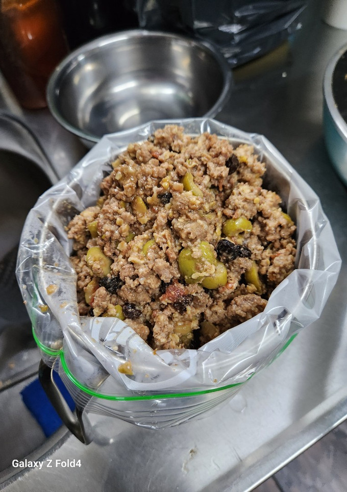 Una foto de Relleno para empanadas de carne con ingrediente sorpresa