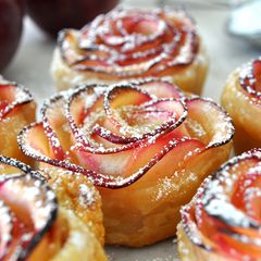 A picture of Tartelettes feuilletées « boutons de rose ».