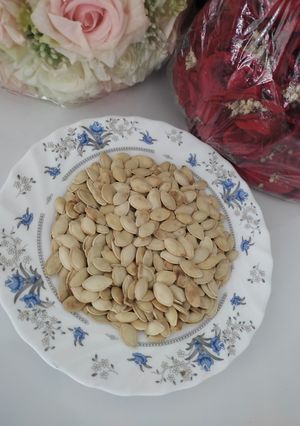 عکسی از دستور تخم کدو بو داده
