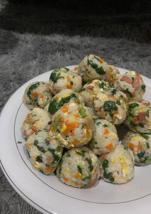 Foto resep Nasi Kepal sehat + mudah