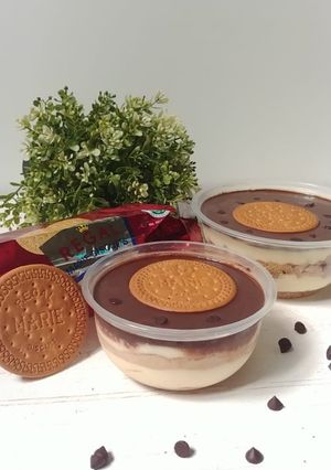 Foto resep Esclair Regal Dessert Box