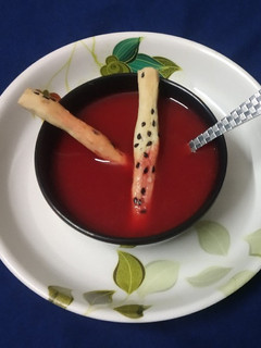 ટોમેટો સૂપ (Tomato Soup Recipe In Gujarati) રેસીપી મુખ્ય ફોટો