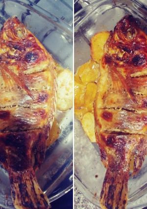 Una foto de Mojarra/Tilapia horneada y asada con papas. Súper fácil 🎶