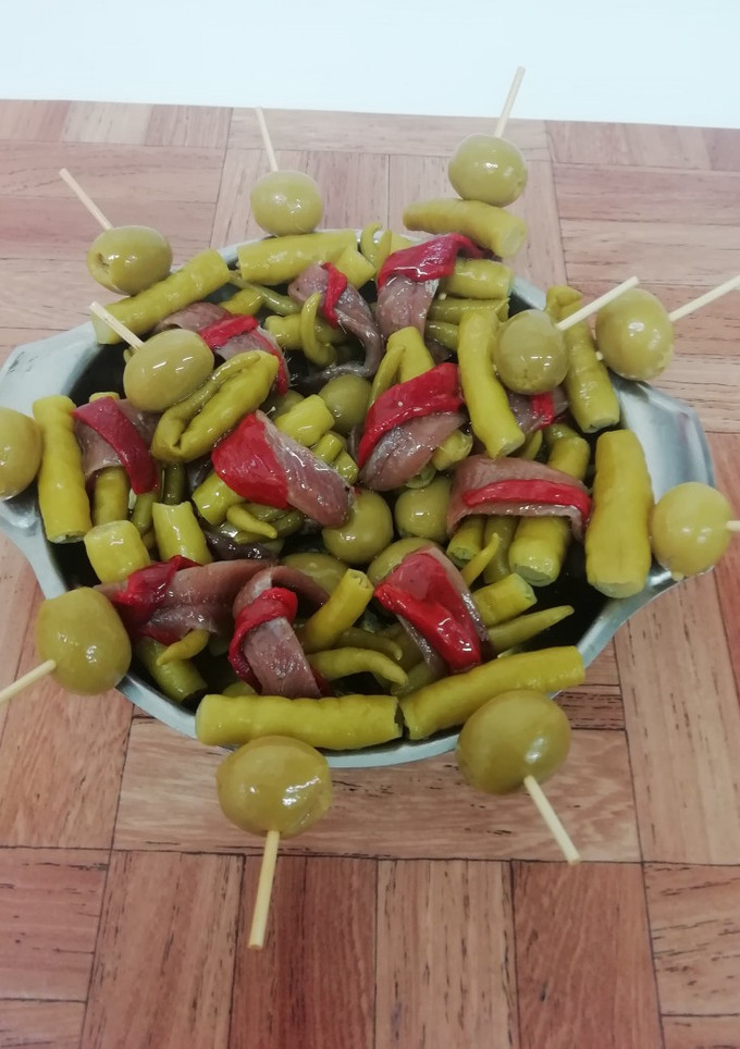 Una foto de Piparrak (gildas) con alegría riojana 🌶️🌶️
