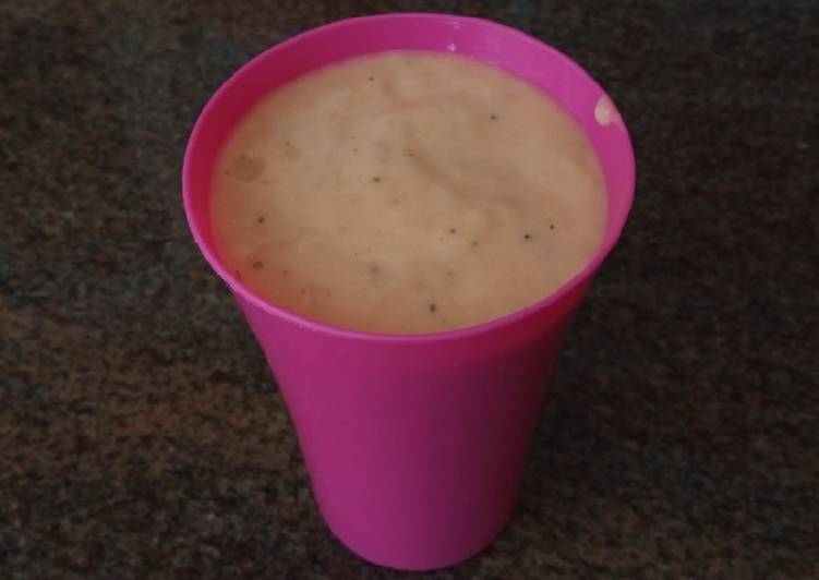 Banana, pineapple and passion smoothie