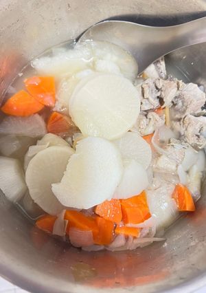 山藥排骨湯（電鍋懶人版） 的食譜成品照片