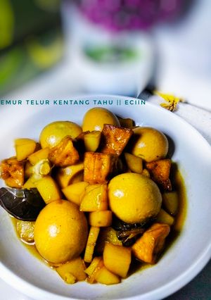 Foto resep Semur Telor Kentang Tahu