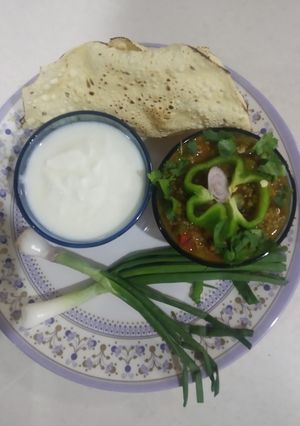 બાજરી ની ખીચડી (Bajri Khichdi Recipe in Gujarati) રેસીપી મુખ્ય ફોટો