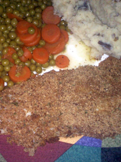 A picture of breaded fish dinner.