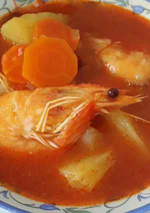 Una foto de Caldo de langostinos -estilo mexicano