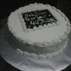 A picture of Simple Vanilla Cake.