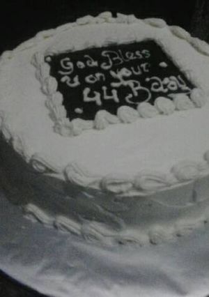 A picture of Simple Vanilla Cake.