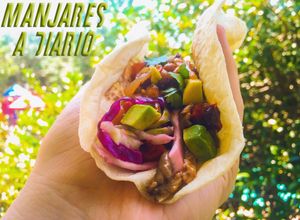Una foto de Tacos de Champiñones Ostra y Chiles Chipotle y Hatch