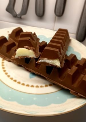 Una foto de Barritas de chocolate (igual a las kinder)