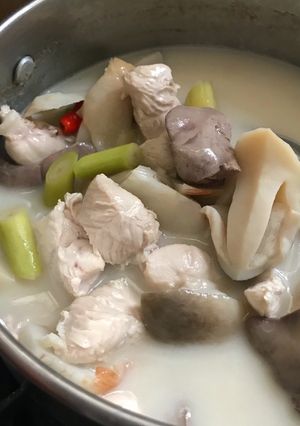 รูปของ ต้มข่าไก่