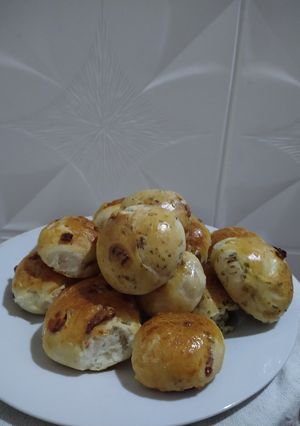Una foto de Pancitos saborizados de salame y cebolla y orégano😋