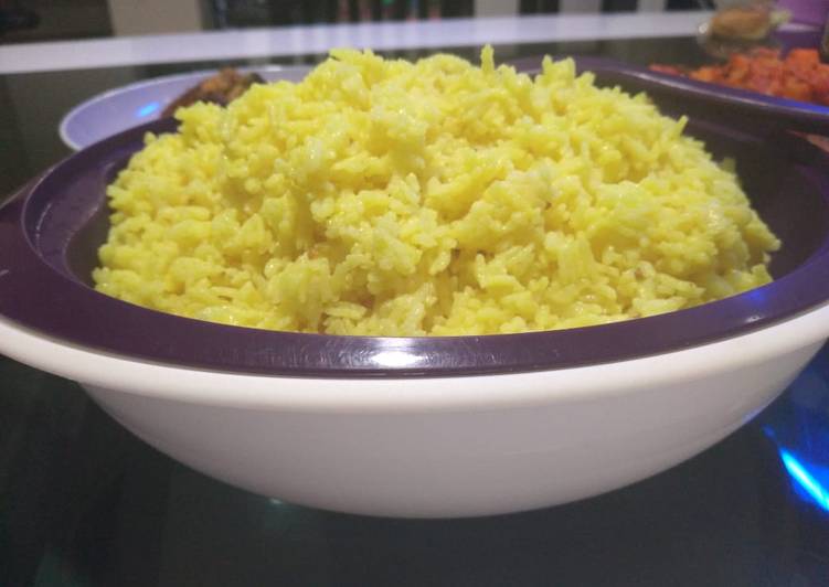 Langkah Mudah untuk Menyiapkan Nasi Kuning , Lezat Sekali
