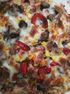 عکسی از دستور پیتزا مرغ 🍕
