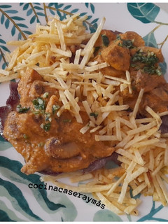 Una foto de Filetitos en salsa de avellanas