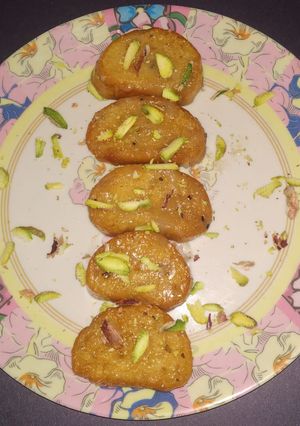 શાહી ટોસ્ટ (Shahi Toast Recipe in Gujarati) રેસીપી મુખ્ય ફોટો