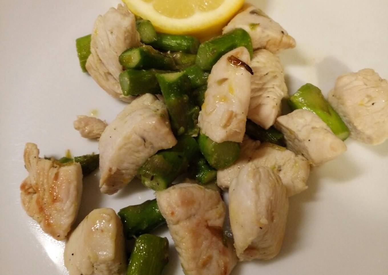 Quick week night tasty healthy chicken and asparagus