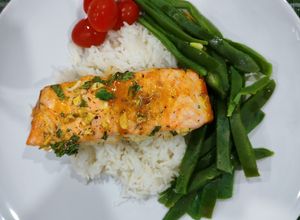 Foto de Salmão no forno com mostarda e mel