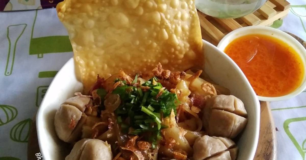 Resep Kwetiau Kering Bakso Ala Mie Bakso Bening Oleh Rika Erviana Cookpad 