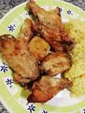 Patitas de pollo bien doradas y sabrosas con arroz