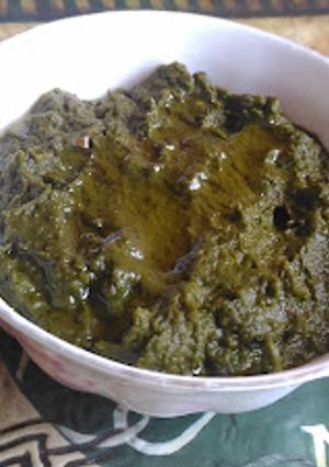 A picture of Sarso ka saag.