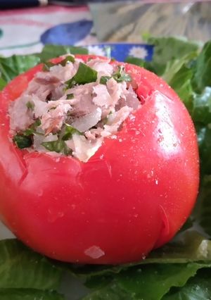 Una foto de Tomate relleno